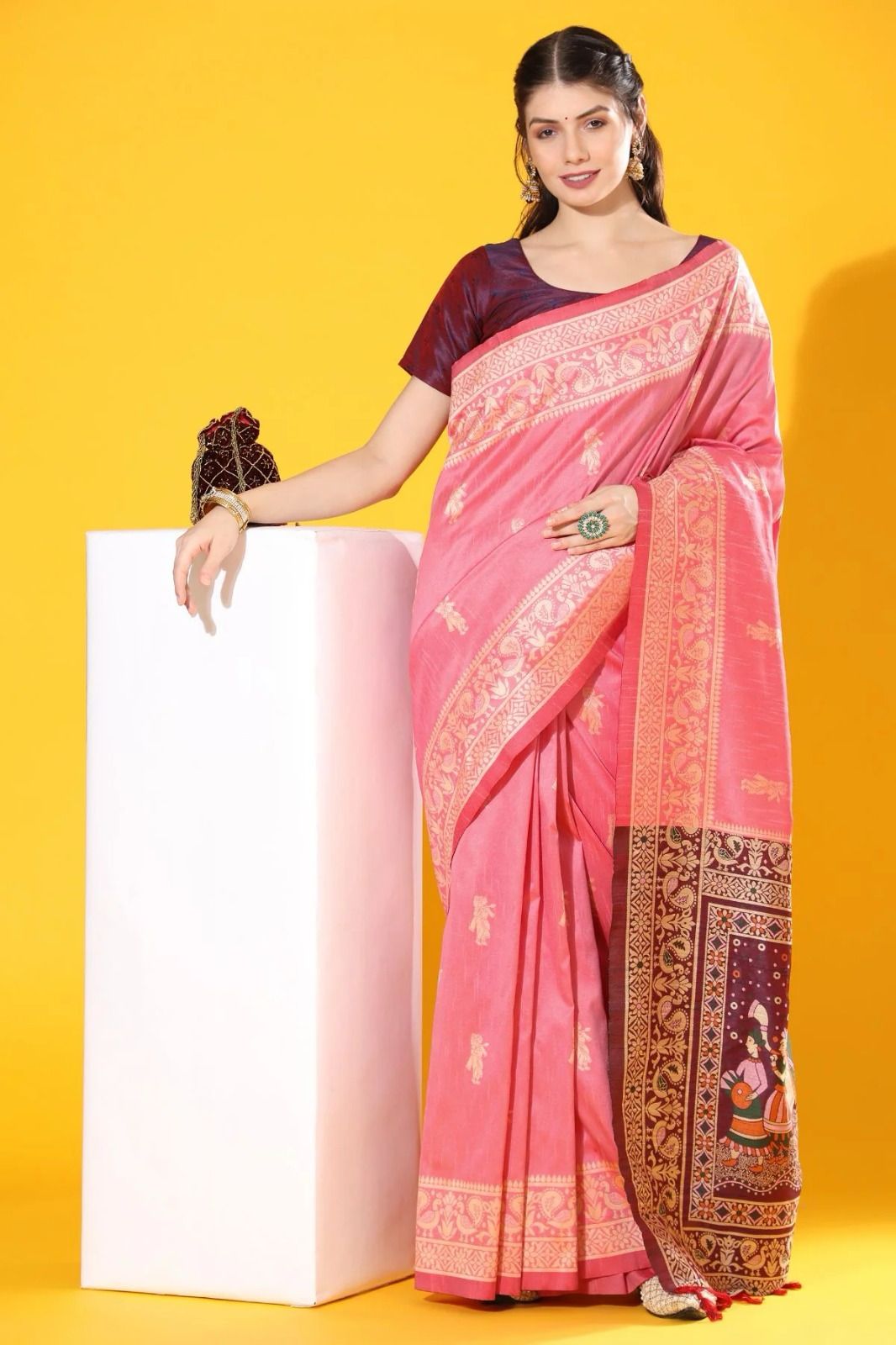 Buy dulhan saree for wedding in India @ Limeroad