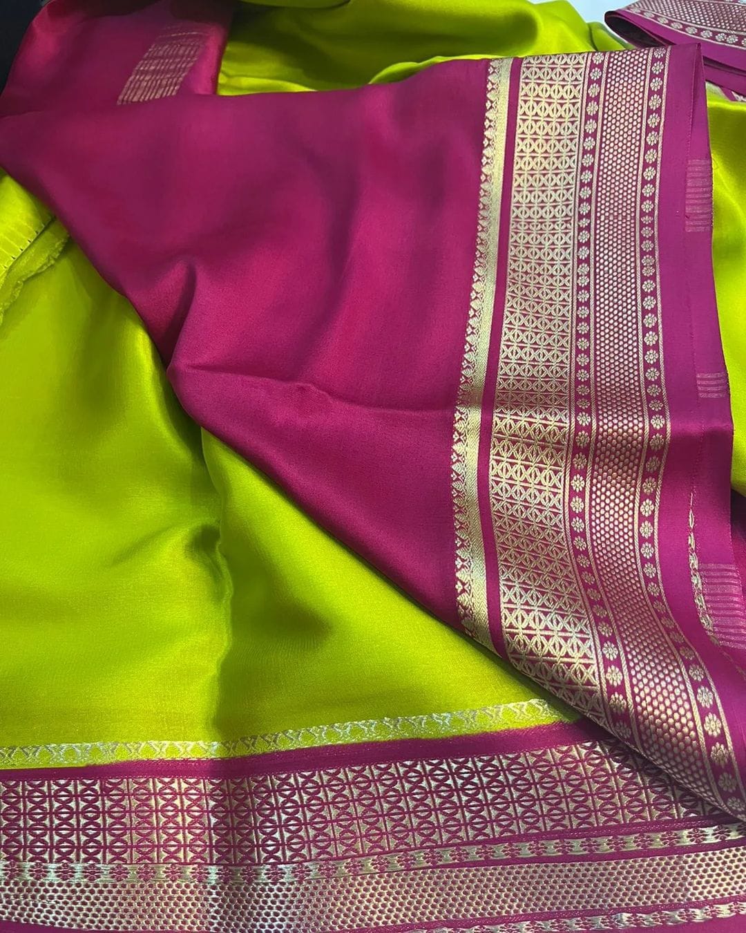 Wedding Wear Checked Pattern Pure Mysore Silk Saree, 6.3 m (with blouse  piece) at Rs 9799 in Bengaluru