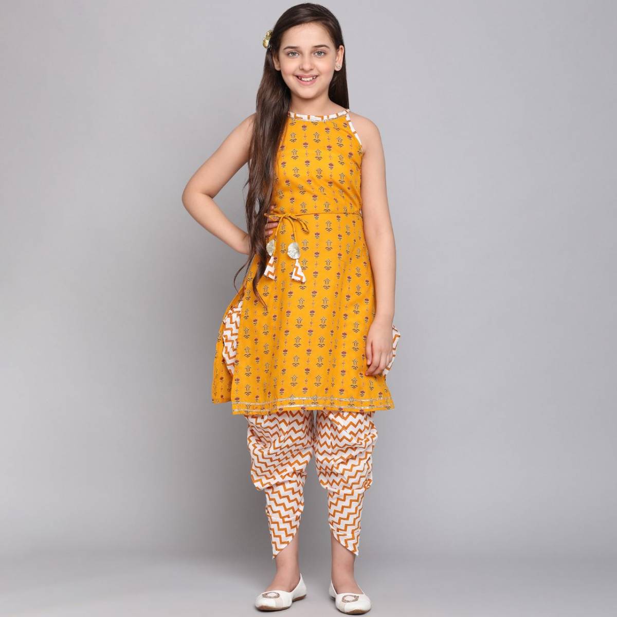 Buy Stylobug Girls Green Cotton Kurti With Payjama (15 Years-16 Years)  Online at Best Prices in India - JioMart.