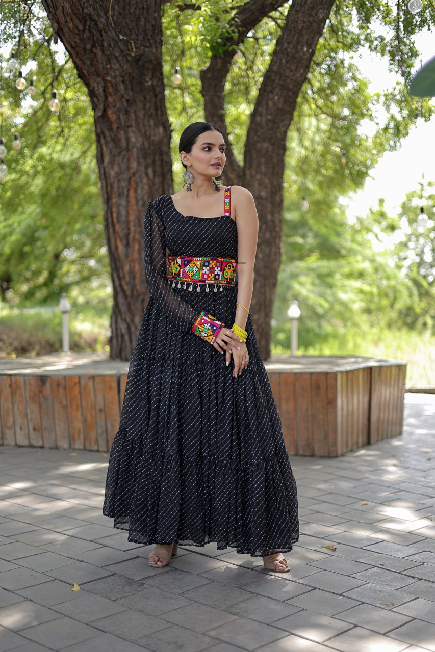 Designer Evening Gowns - Buy Designer Evening Gowns online at Best Prices  in India | Flipkart.com