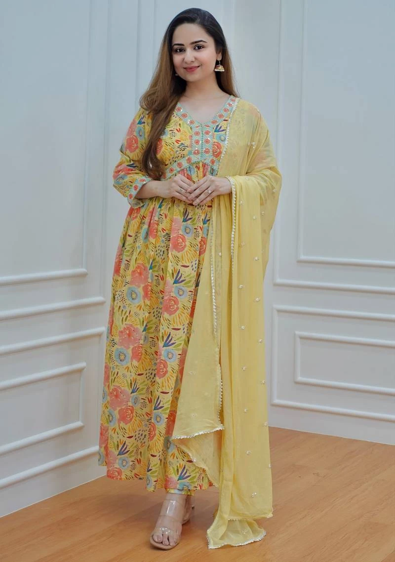 Juniper Yellow Cotton Floral Print Kurti Palazzo Set Price in India, Full  Specifications & Offers | DTashion.com