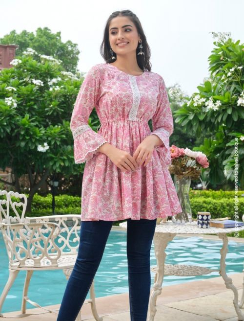 Party Wear Regular 3/4th Sleeves Rayon Short Kurti For Women, Wash Care:  Machine Wash at Rs 350 in Delhi